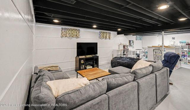 1884 Birchwood Drive, Okemos, MI 48864