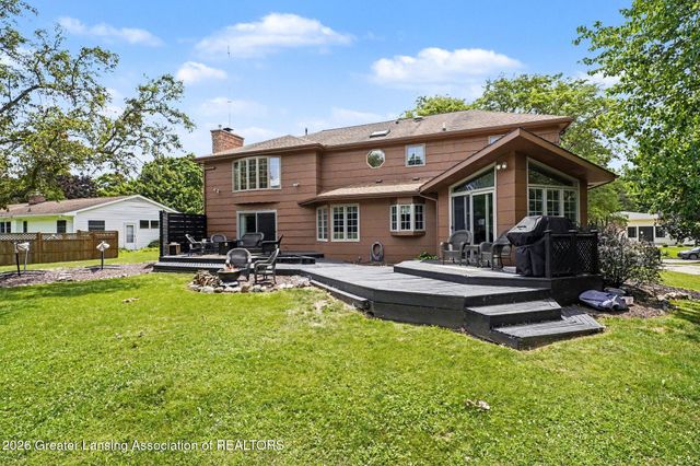 1884 Birchwood Drive, Okemos, MI 48864