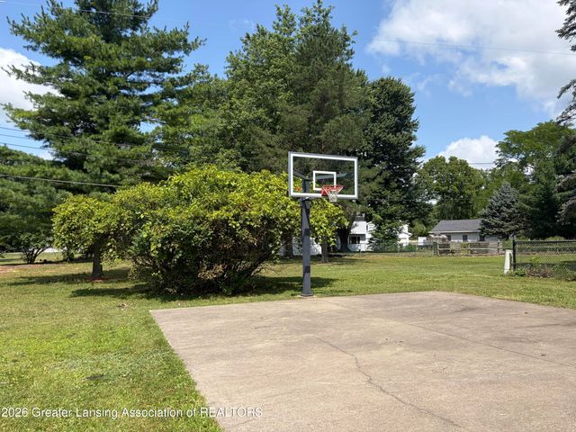 1884 Birchwood Drive, Okemos, MI 48864