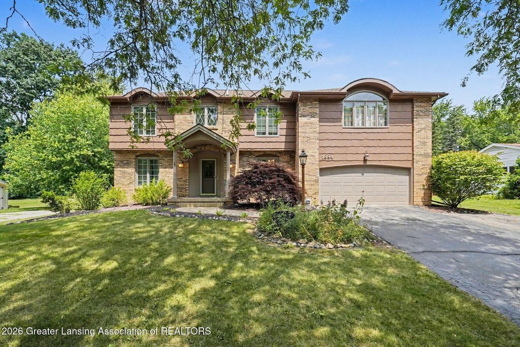 1884 Birchwood Drive, Okemos, MI 48864