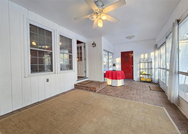 1435 Broadway Avenue, Holbrook, NY 11741