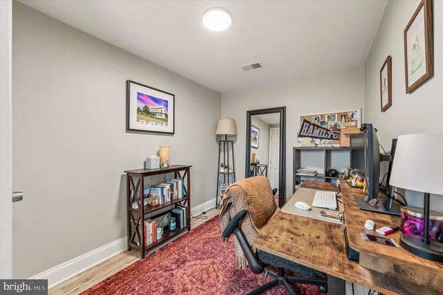 137 VASSAR ST, Philadelphia, PA 19128