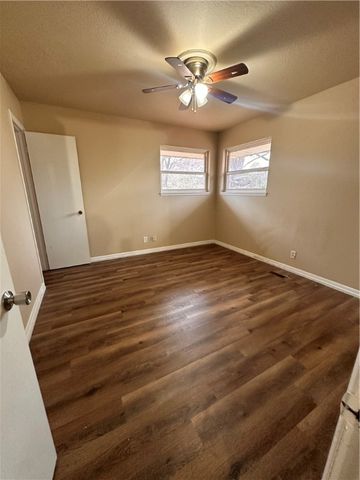 1407 Davis Avenue, Springdale, AR 72764