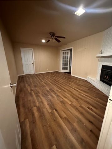 1407 Davis Avenue, Springdale, AR 72764