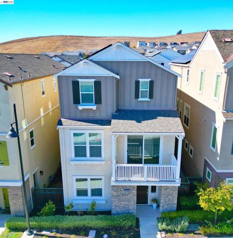 7168 Carneros Ln, Dublin, CA 94568