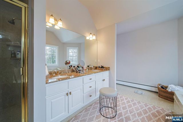 130 Irving Street, Leonia, NJ 07605