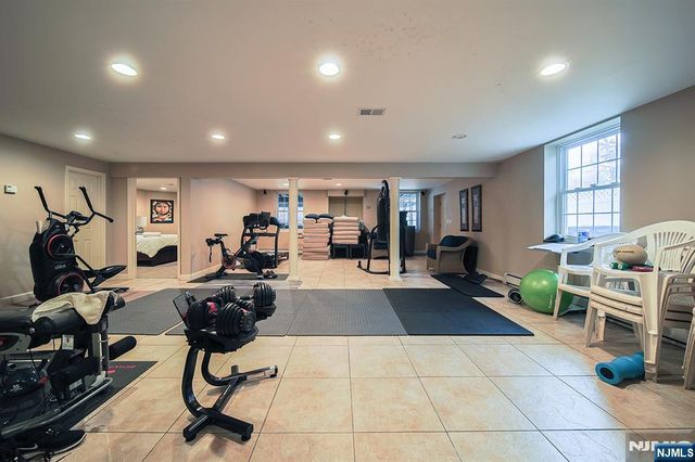 130 Irving Street, Leonia, NJ 07605