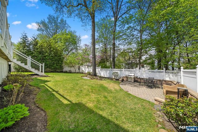 130 Irving Street, Leonia, NJ 07605