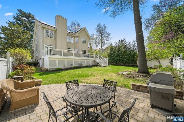 130 Irving Street, Leonia, NJ 07605