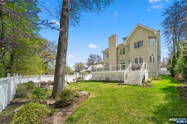 130 Irving Street, Leonia, NJ 07605