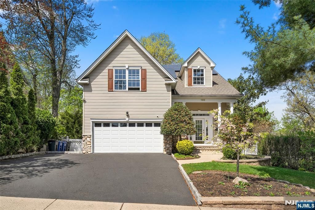 130 Irving Street, Leonia, NJ 07605