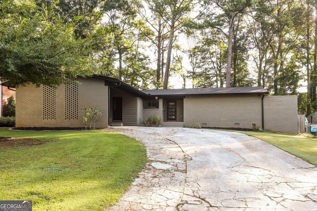 1389 Sanden Ferry Drive, Decatur, GA 30033 — photo 2