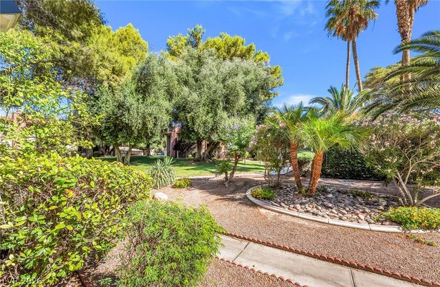 5576 West Rochelle Avenue 22A, Las Vegas, NV 89103