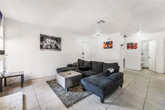 5576 West Rochelle Avenue 22A, Las Vegas, NV 89103