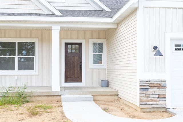 14936 Fillmore Street, West Olive, MI 49460