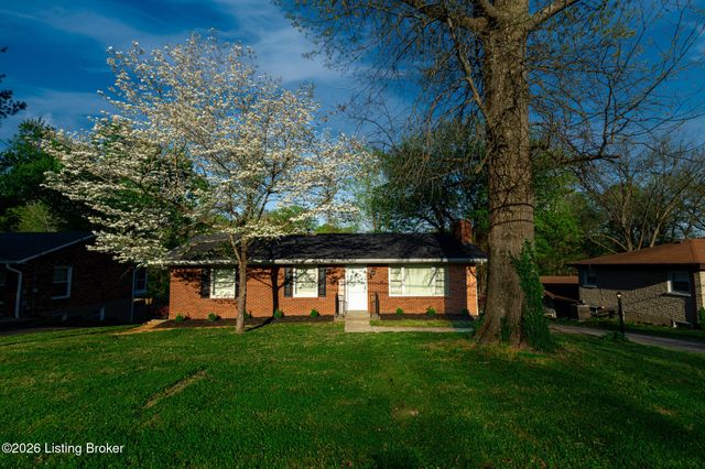4309 Southridge Dr, Louisville, KY 40272