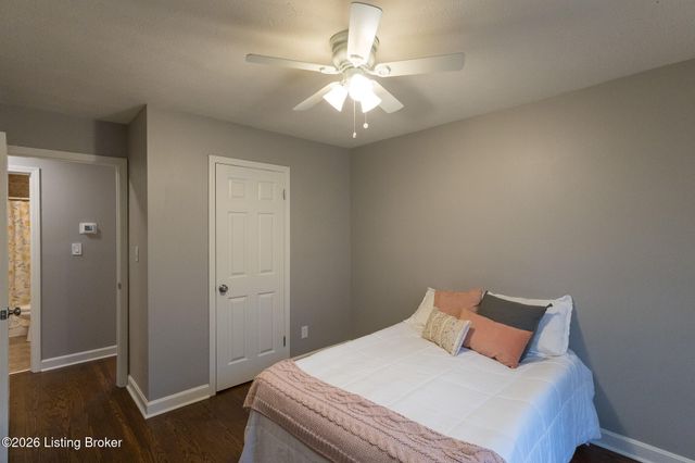 4309 Southridge Dr, Louisville, KY 40272