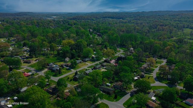 4309 Southridge Dr, Louisville, KY 40272