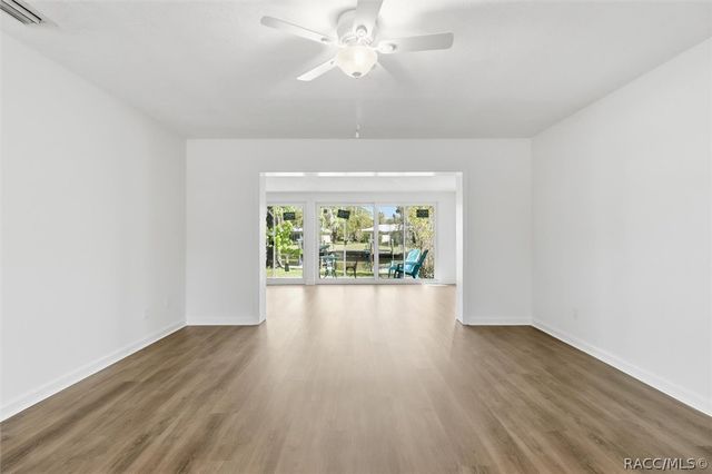 11485 W Sandpiper Court, Crystal River, FL 34429