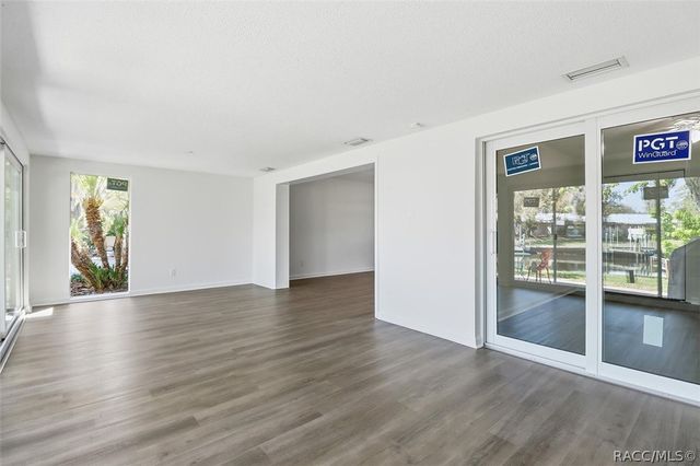 11485 W Sandpiper Court, Crystal River, FL 34429