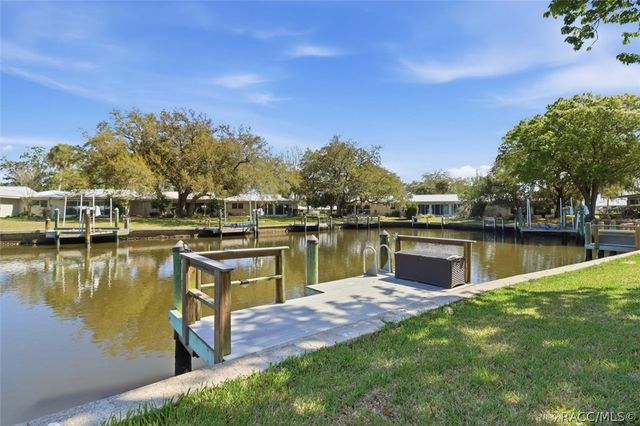 11485 W Sandpiper Court, Crystal River, FL 34429