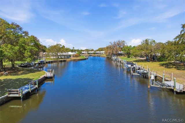 11485 W Sandpiper Court, Crystal River, FL 34429