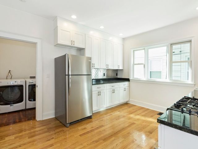 136 Huron Avenue 1, Cambridge, MA 02138