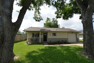 6103 Berendo Street, Houston, TX 77092