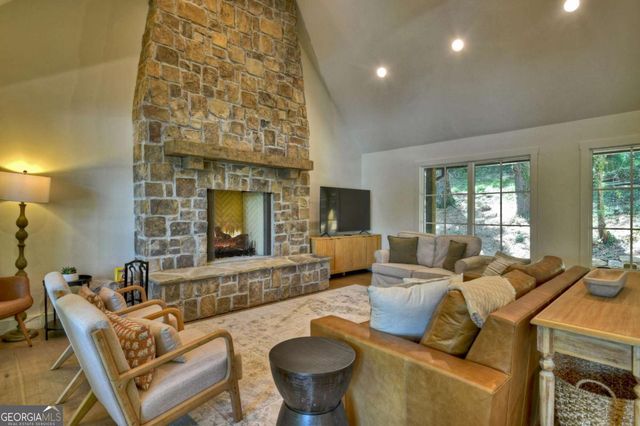 143 Heritage Point, Morganton, GA 30560