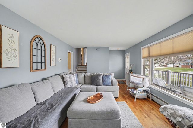 218 Fleming Drive, Alma, MI 48801