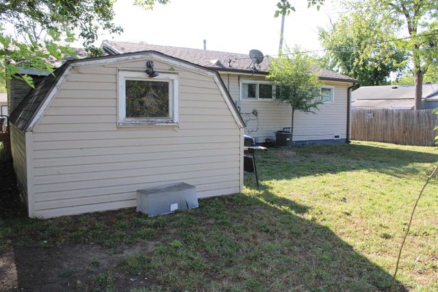 634 Steahlin, Salina, KS 67401