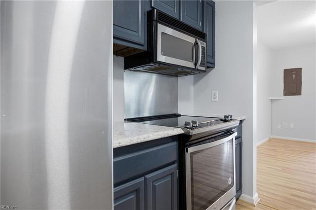 4634 Fern Oak CT, Virginia Beach, VA 23462