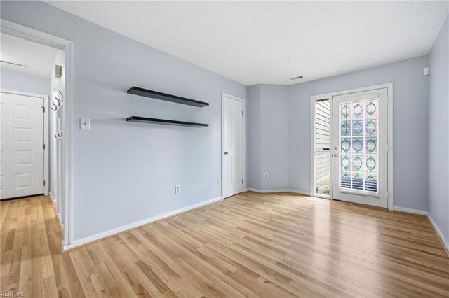 4634 Fern Oak CT, Virginia Beach, VA 23462