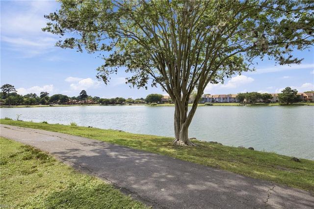 4634 Fern Oak CT, Virginia Beach, VA 23462