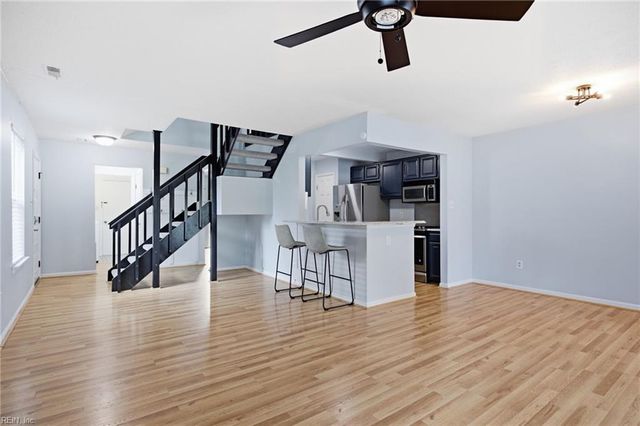 4634 Fern Oak CT, Virginia Beach, VA 23462