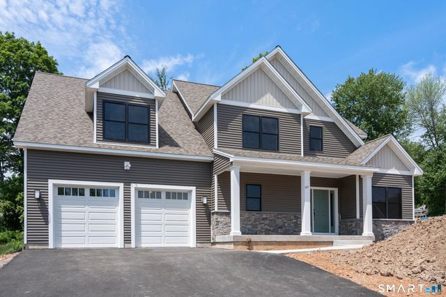 47 Luca Lane, Wethersfield, CT 06109
