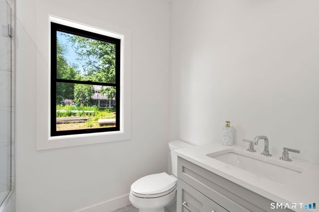 47 Luca Lane, Wethersfield, CT 06109