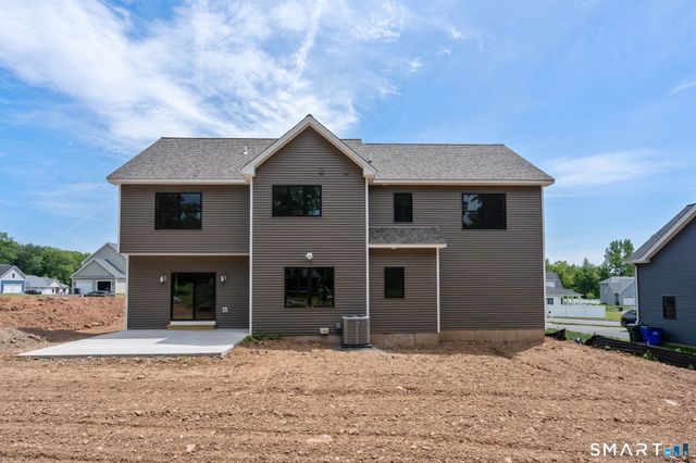 47 Luca Lane, Wethersfield, CT 06109