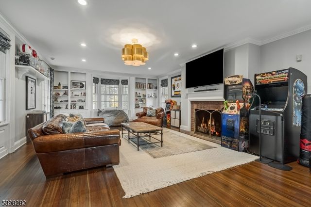 22 Talmage Rd, Mendham Boro, NJ 07945