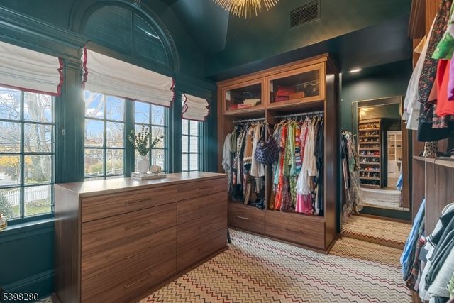 22 Talmage Rd, Mendham Boro, NJ 07945