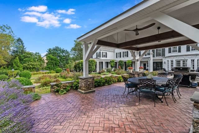 22 Talmage Rd, Mendham Boro, NJ 07945