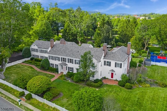 22 Talmage Rd, Mendham Boro, NJ 07945