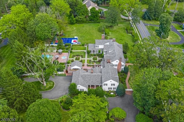 22 Talmage Rd, Mendham Boro, NJ 07945