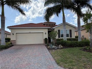 3202 Birchin LN, Fort Myers, FL 33916