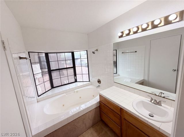 5056 Jeffreys Street 102, Las Vegas, NV 89119