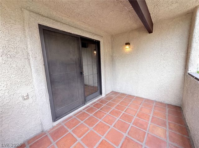 5056 Jeffreys Street 102, Las Vegas, NV 89119