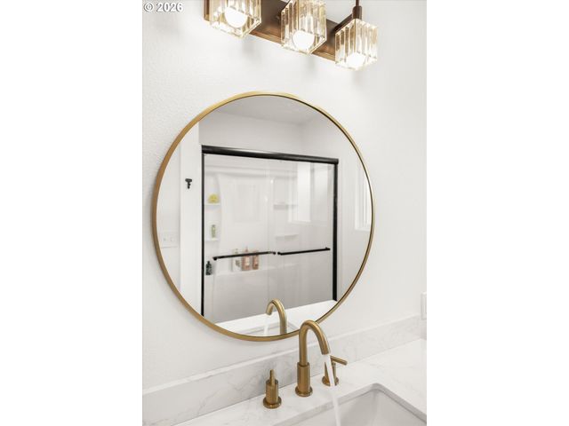 12050 Sw King George Dr, Portland, OR 97224