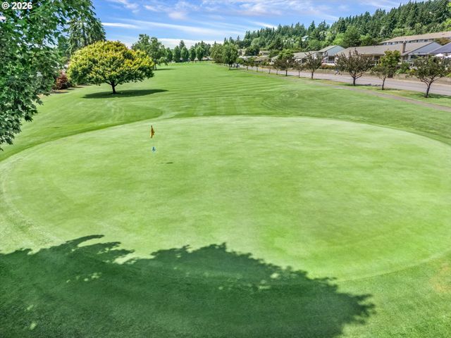 12050 Sw King George Dr, Portland, OR 97224
