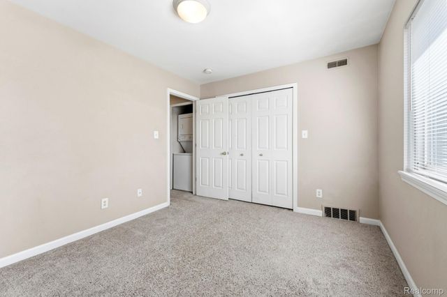1714 Fort Street, Trenton, MI 48183