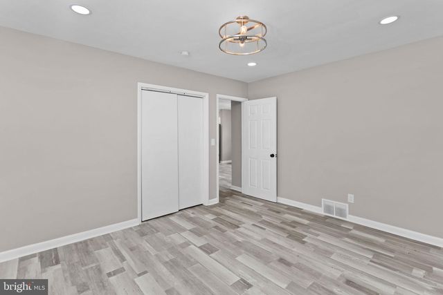 121 MCCLELLAN AVE, Hamilton, NJ 08610